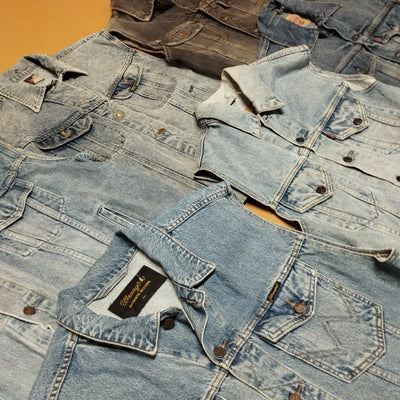 LOT of Denim Gillet Levis / Lee / Wrangler "Vintage & Retro"